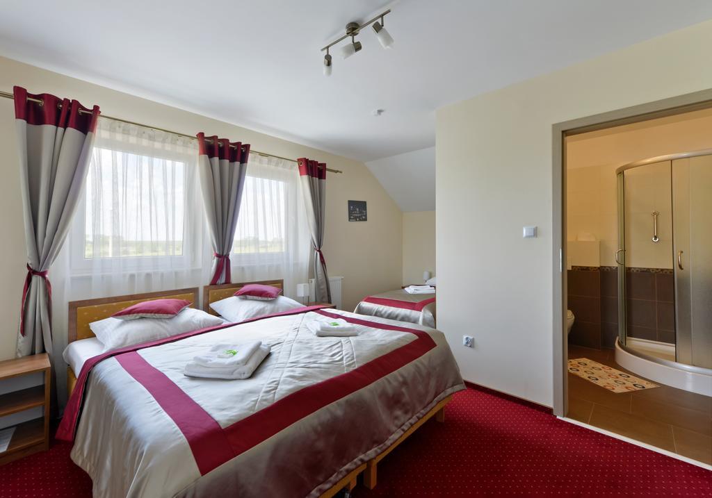 Hotel Dukat Biala Podlaska Exterior photo